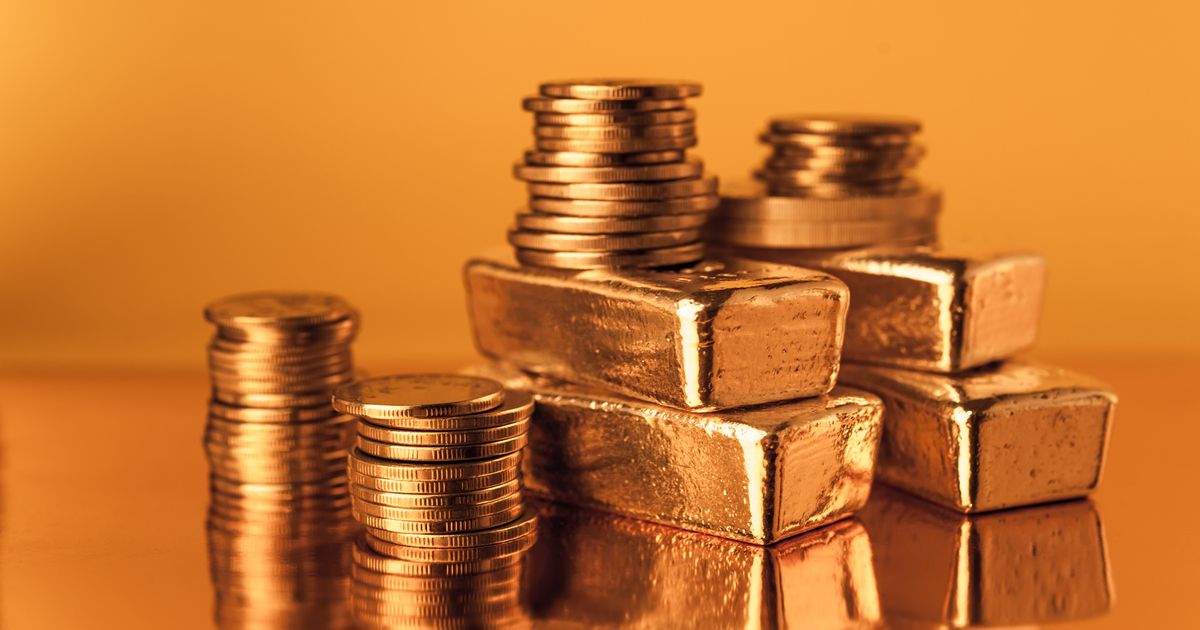 Gold as an Investment: Store of Value and Risk Diversifier